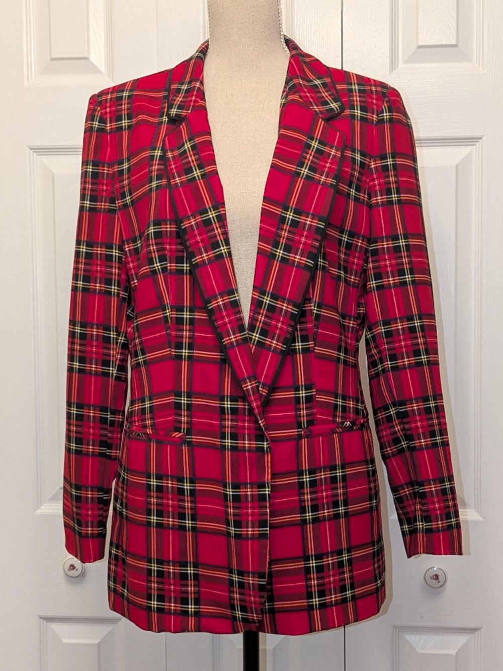 NYGARD RED and BLACK PLAID BLAZER Size M